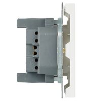 Розетка с заземлением, защитными шторками и СЗК Эмили (белый фарфор) / RST16-5110-01ZK