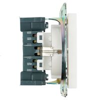 Розетка с заземлением и защитными шторками Катрин (белый) / Stekker GLS16-7110-01